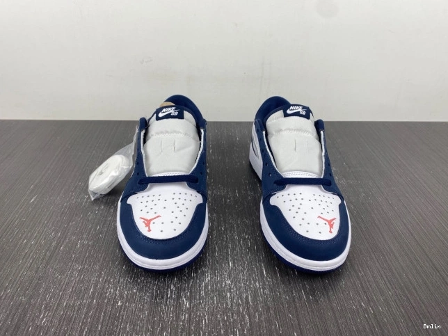 Bmlin Midnight Navy CJ7891-400 1 SB Low Jordan 0709